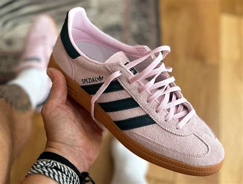 adidas spezial core black / clear pink|handball spezial shoes clear pink.